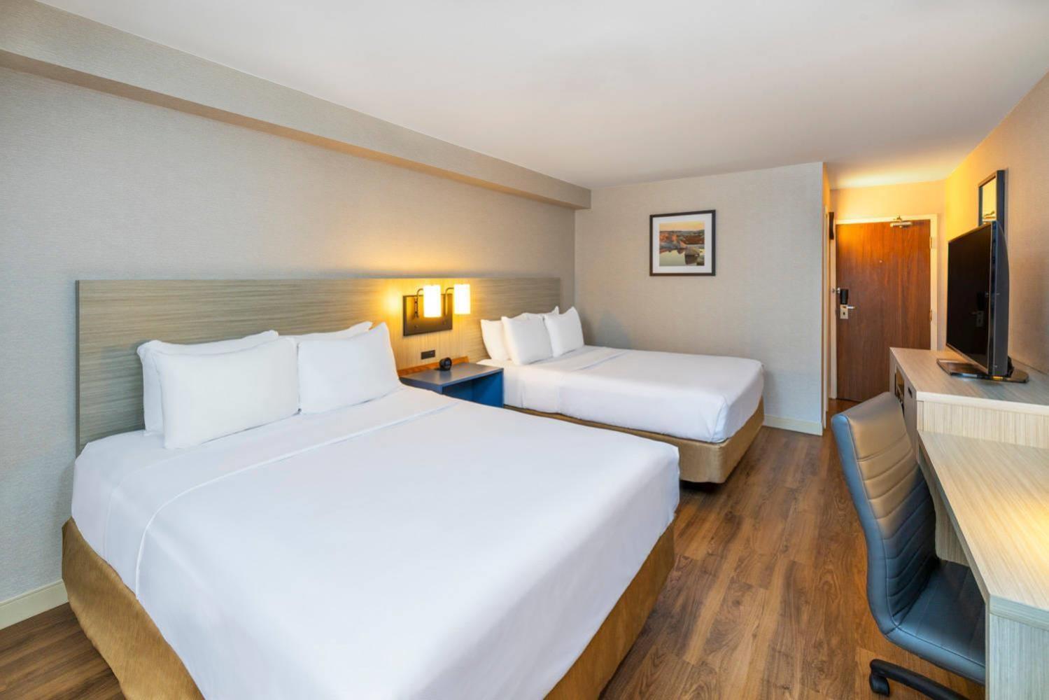 Comfort Inn Труро Екстер'єр фото