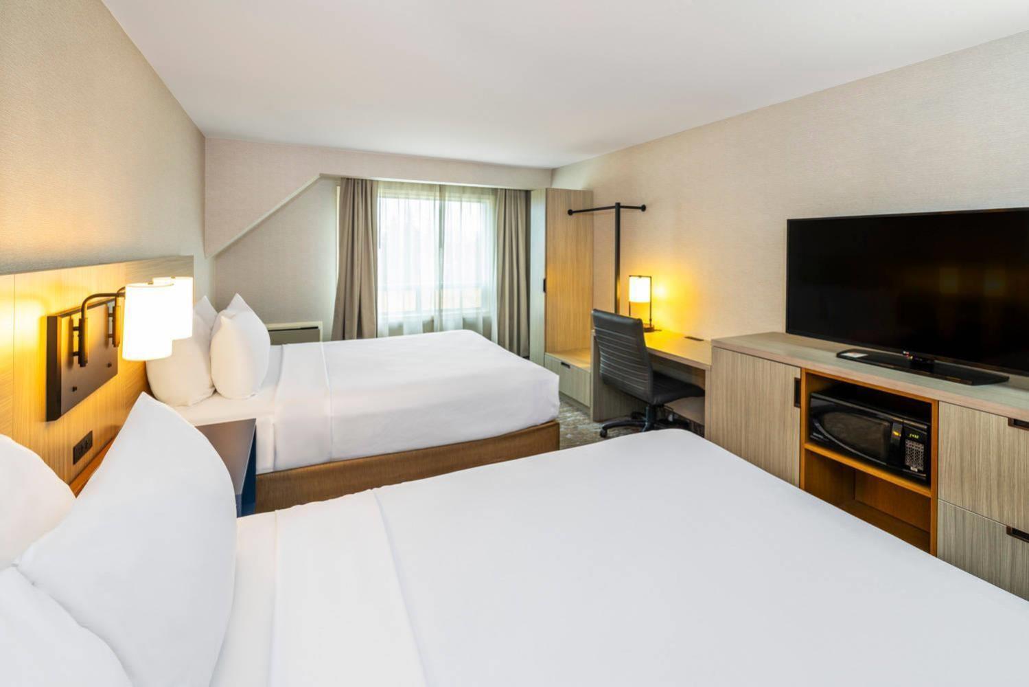 Comfort Inn Труро Екстер'єр фото