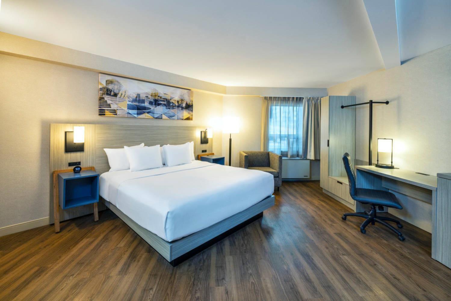 Comfort Inn Труро Екстер'єр фото